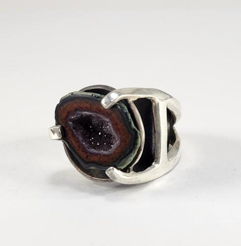 Tabasco Geode Ring Size 6 by Fred Tate