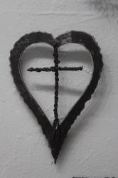 cross heart 285 by Jack Wolfsen